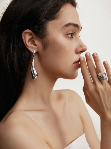 Wet Skirt Earrings