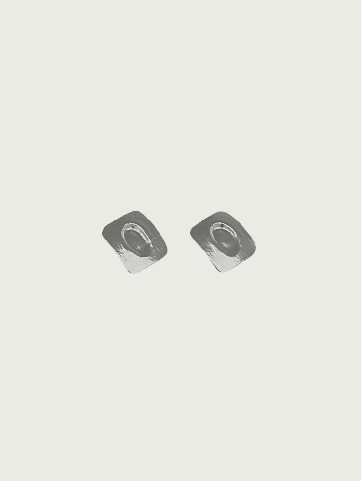 Silver chi earrings