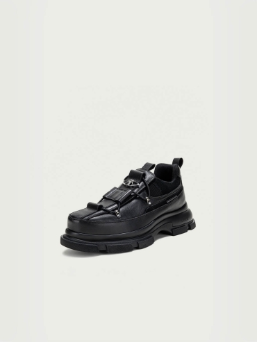 Black Gao Eva Tracker Sneaker