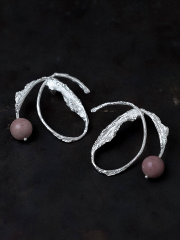 White Silver Rosy Stone Lovely Stud Earrings