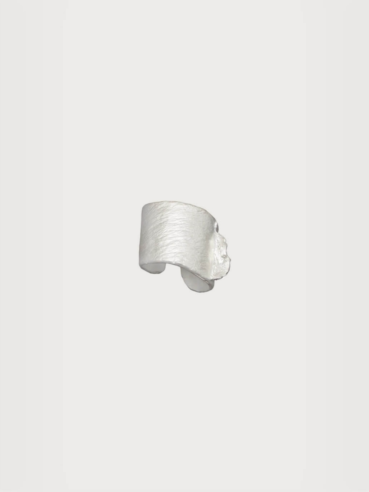 White ocean shadow wide ear cuff