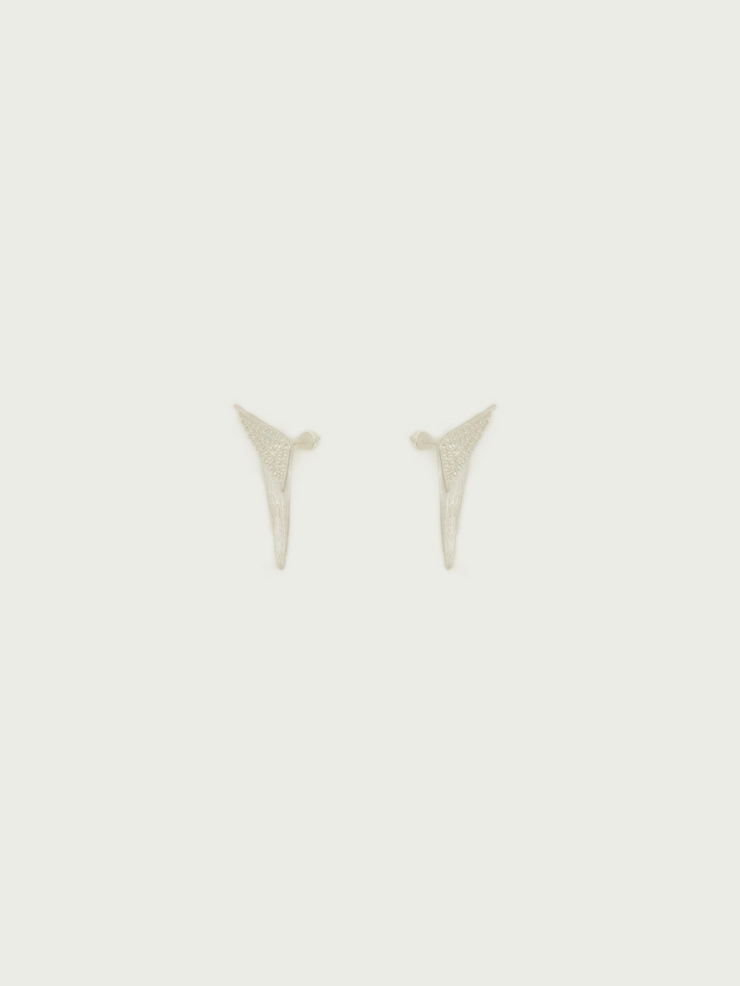 Filigree wings earrings