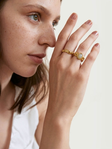 Gold Rock China Ring - set