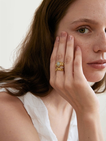 Gold Rock China Ring - set