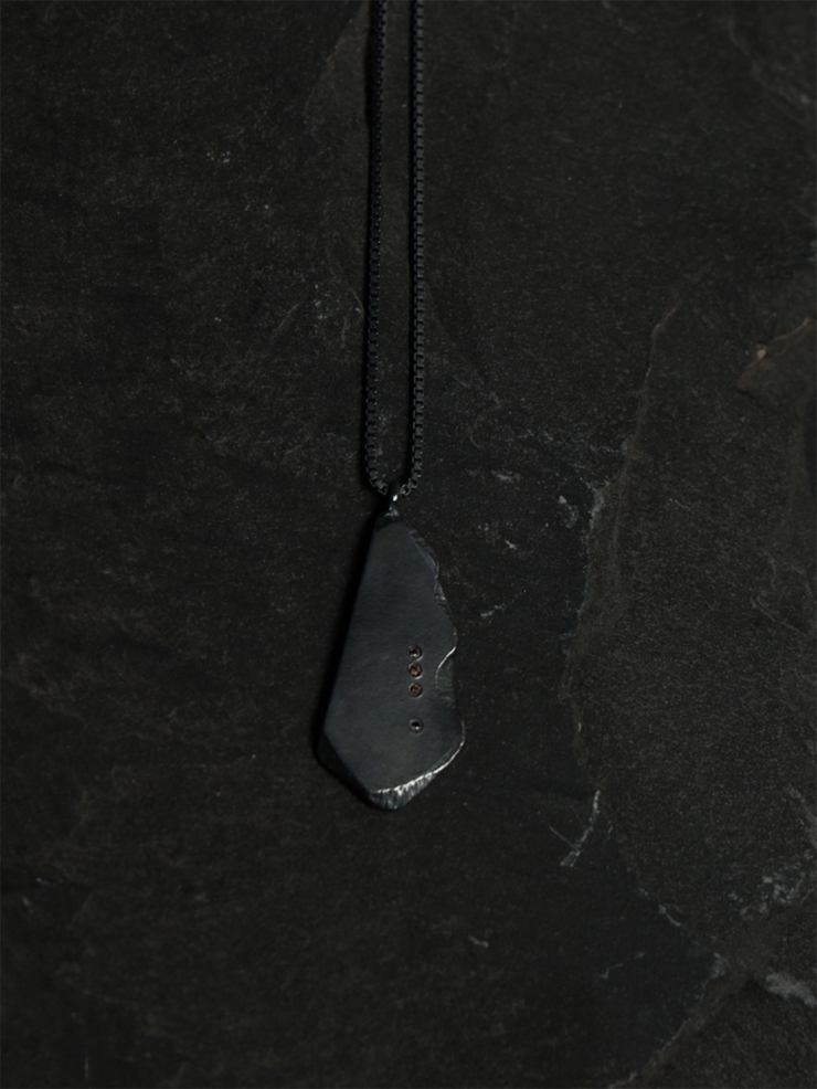 [FINAL SALE] Violet ceramic beading necklace