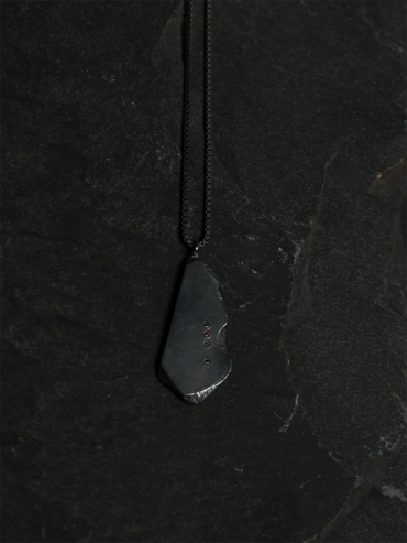 [FINAL SALE] Violet ceramic beading necklace