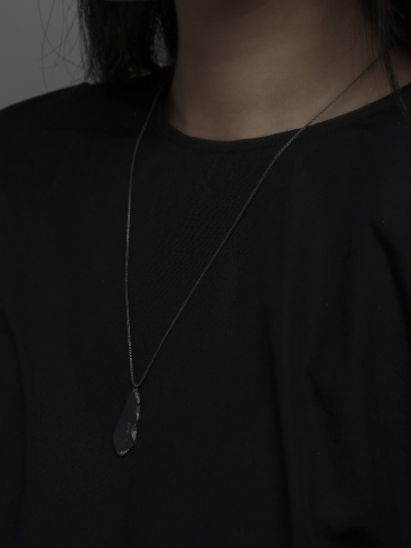 [FINAL SALE] Violet ceramic beading necklace