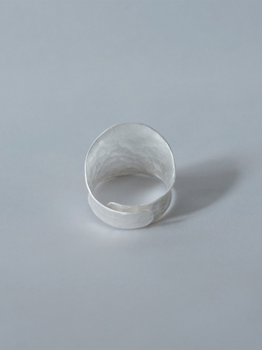 HENG-gender neutral hammer pattern fine silver ring