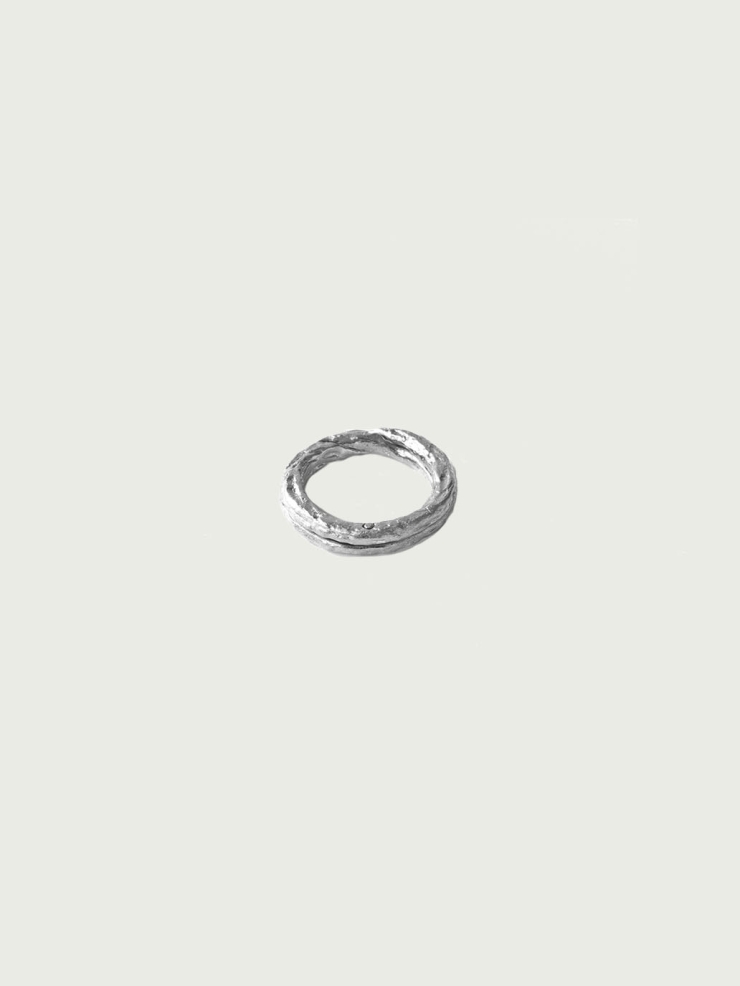Silver kizuna ring