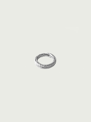 Silver kizuna ring
