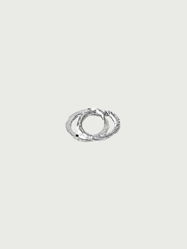 Silver kizuna ring