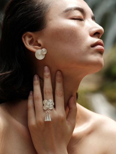 Double wutuo earrings