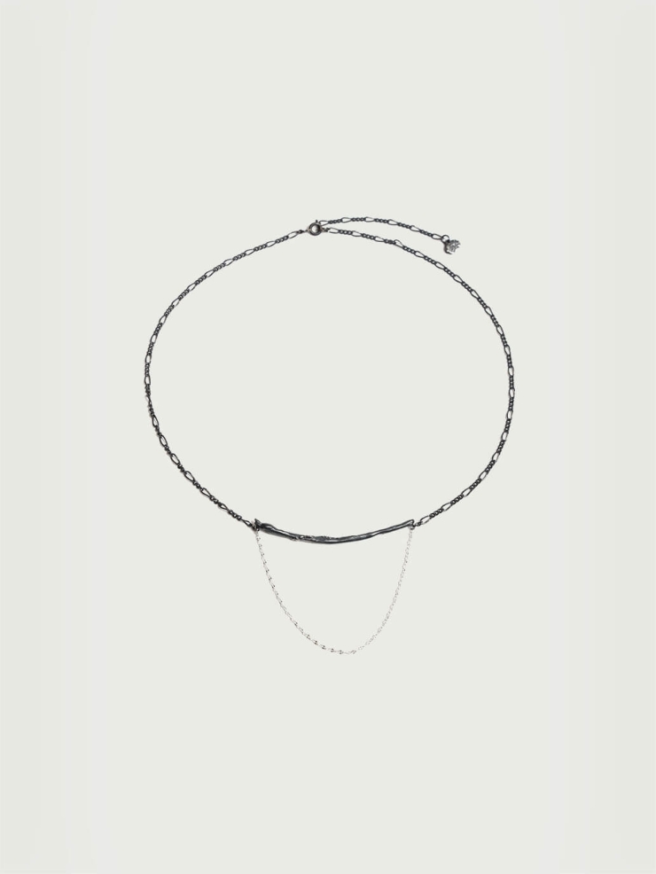 Black twisted necklace
