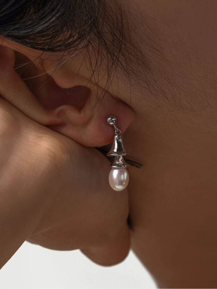 Pearl bell silver earrings