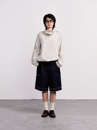 Beige Checkered Collar Pullover Shirt
