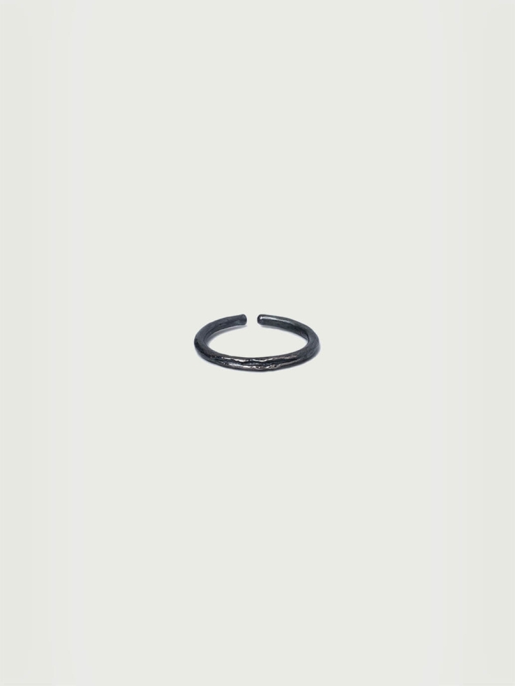 Black Gap Ring