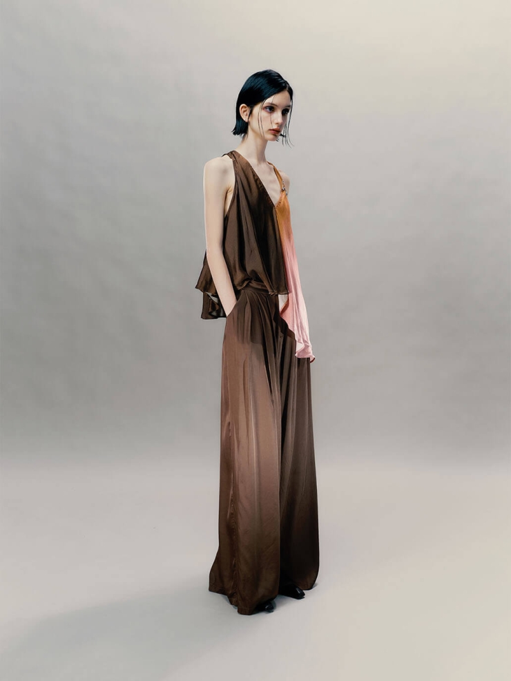 Dusty Pink Pendant-Adorned Flared Hem Top