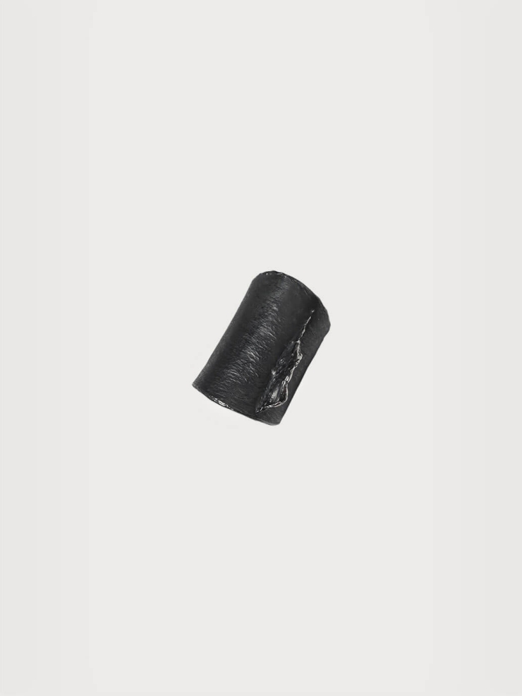 Black ocean shadow wide ring