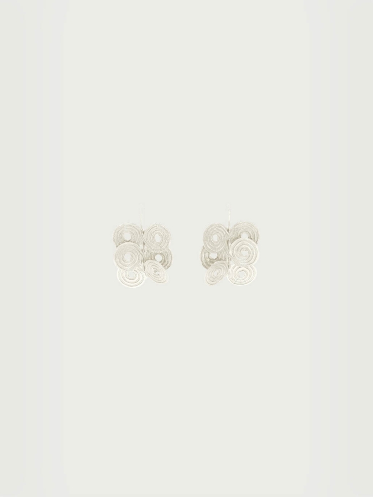 Silver Linked Beads and Cloud Pattern Short Earrings
