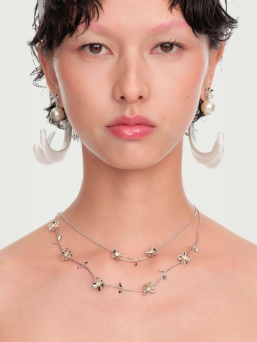 Silver Square Floral Choker