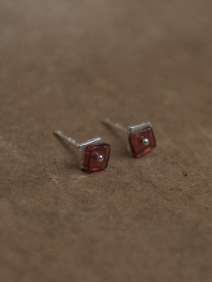 Silver Garnet Flicker Stud Earrings