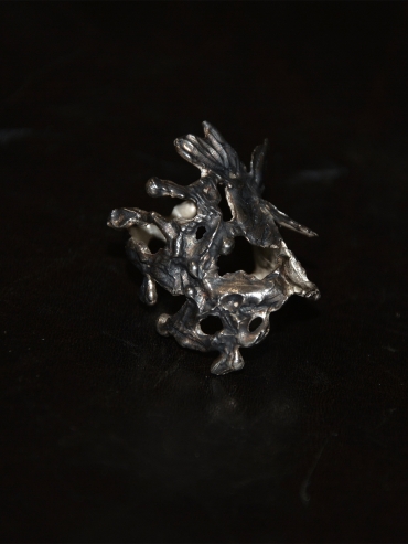 AOKINSIDE Black Rimu Ring