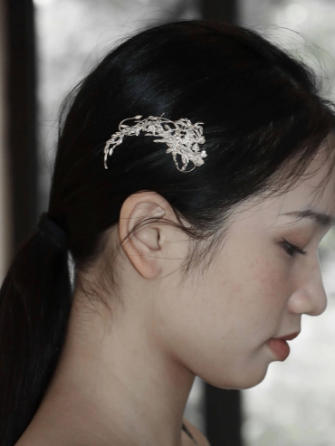 Silver Cloud Bloom Hair Clip-Single