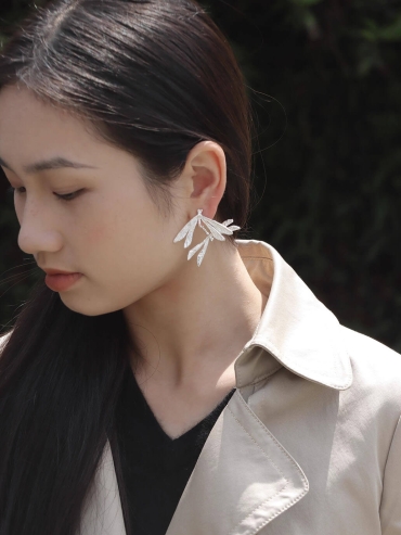 Silver Dragonfly Stud-Single