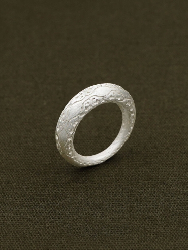 Silver Slit Of Light Ring