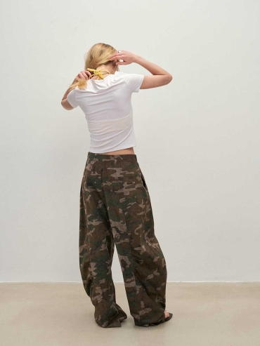 Camouflage Washed  Wide-Leg Cargo Pants