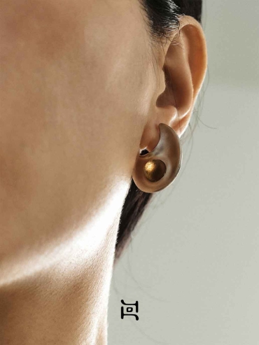 Silver Crescent Flow Earrings With Gem-Small