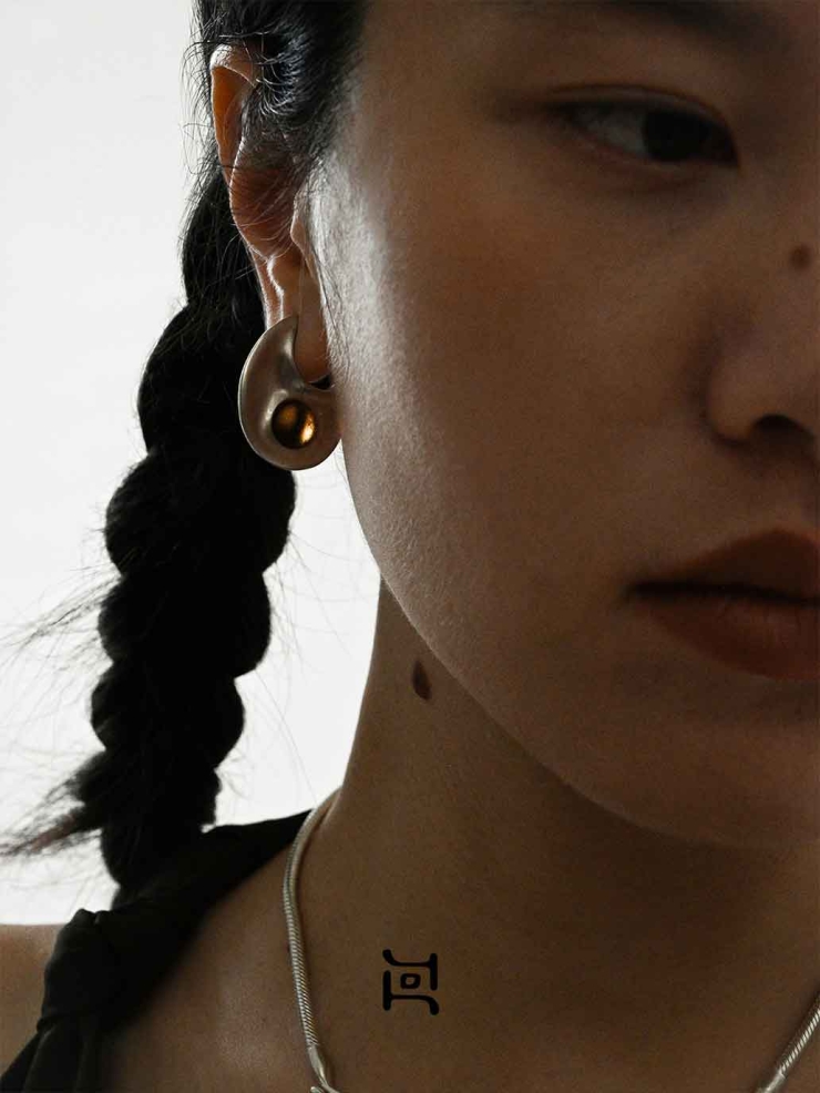 Silver Crescent Flow Earrings With Gem-Small