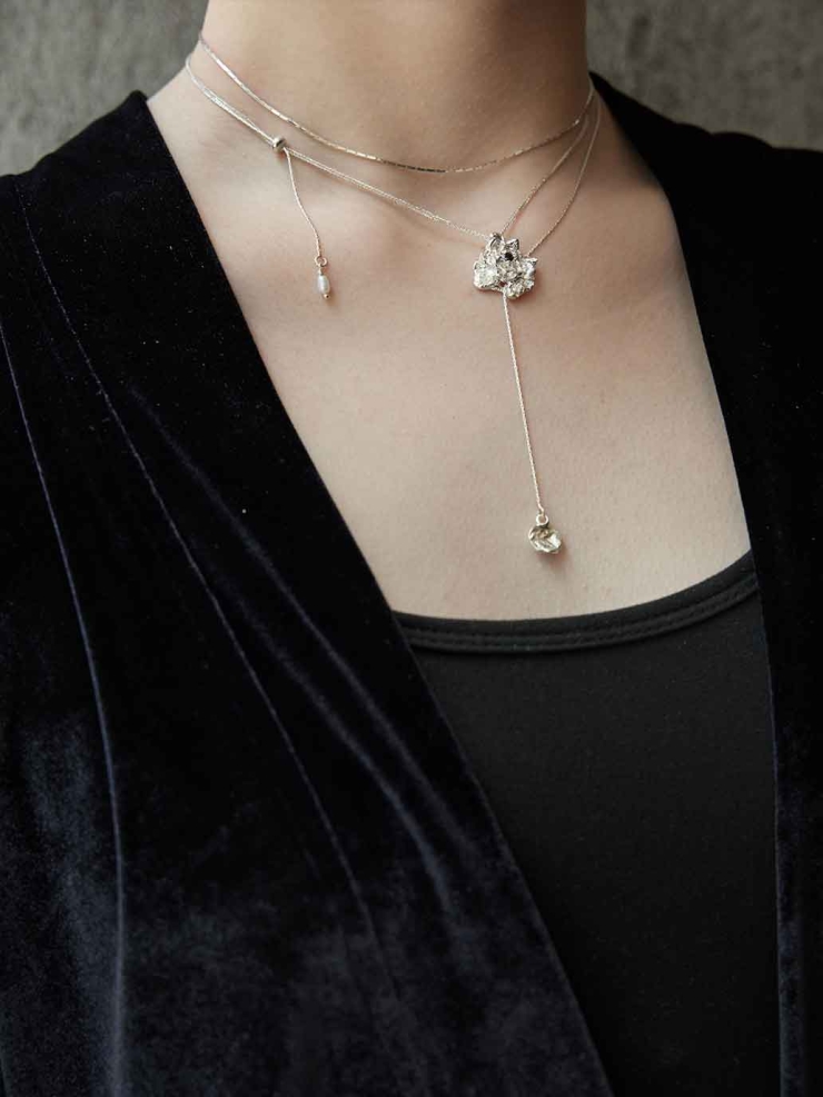 Double Rose Necklace