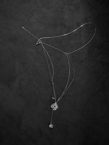 Double Rose Necklace