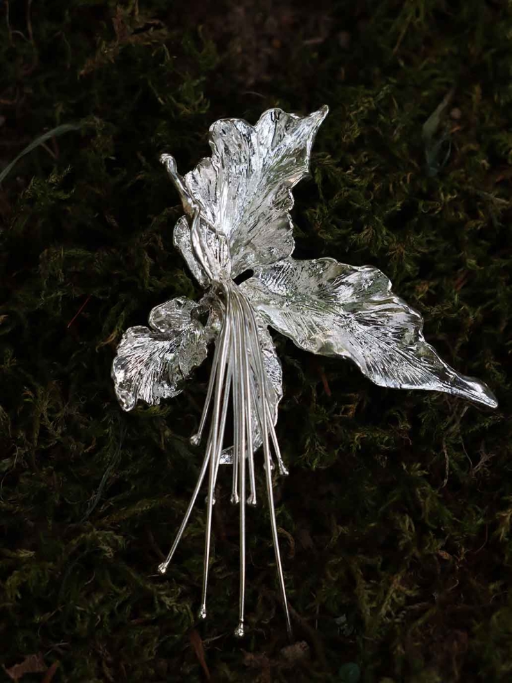 Iris in Spring Earring -Single