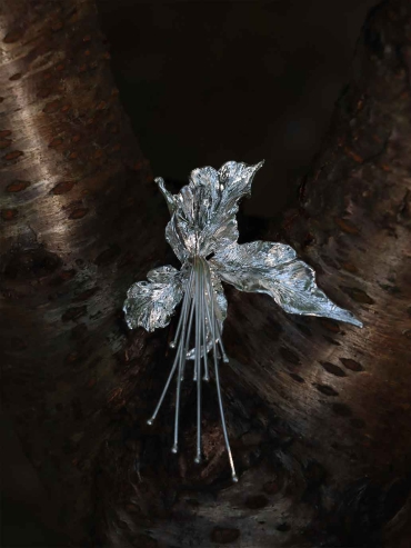 Iris in Spring Earring -Single