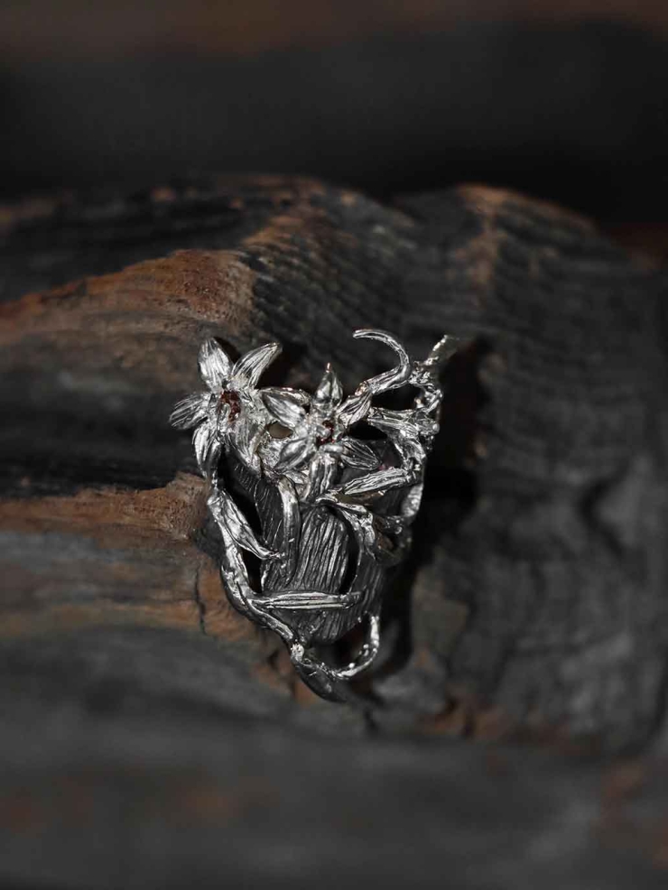 Dark Bloom Ring-Medium