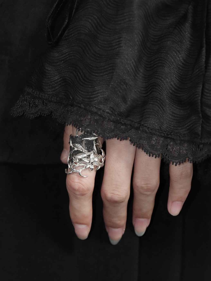 Dark Bloom Ring-Medium