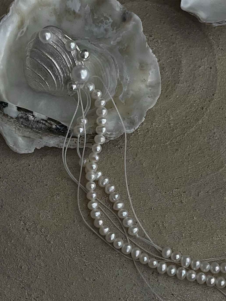 Silver Shell Foam Stud Earrings