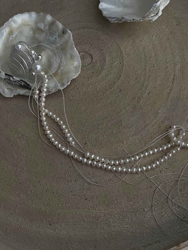 Silver Shell Foam Stud Earrings