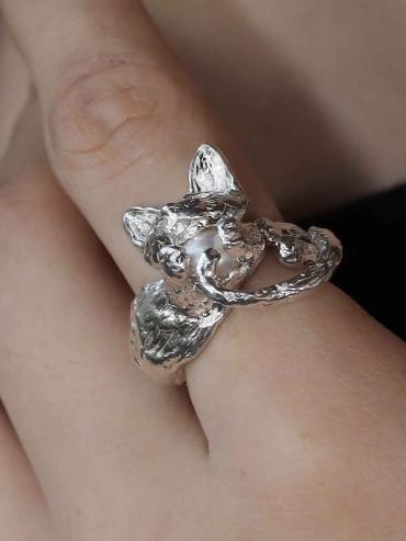 Silver Cat with Pearl Ring