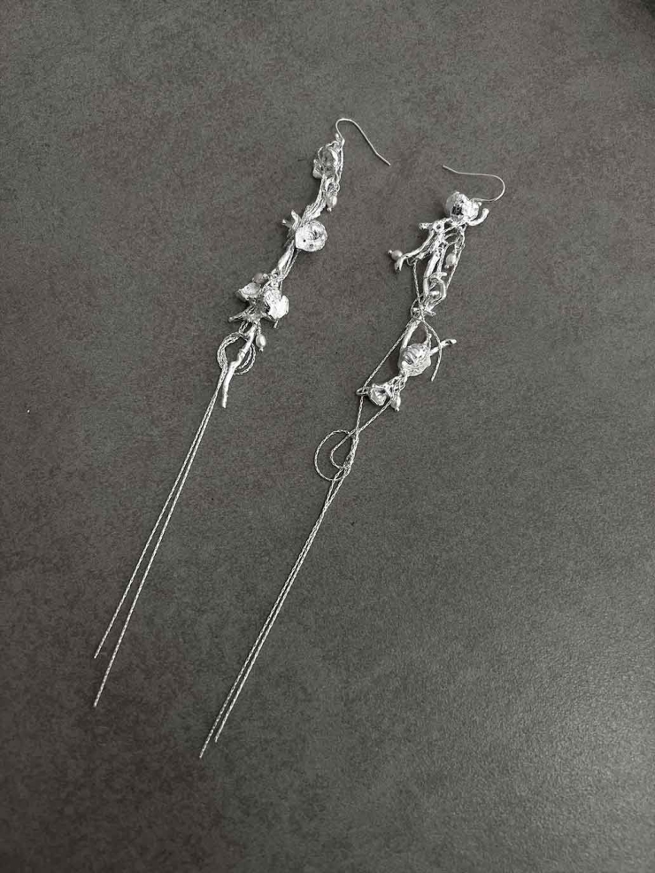 Silver Wild Berry Hook Earring-Single