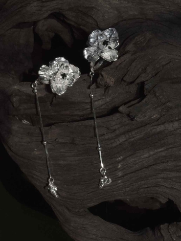 Silver Bloom of Prosperity Ear Cuff-Single