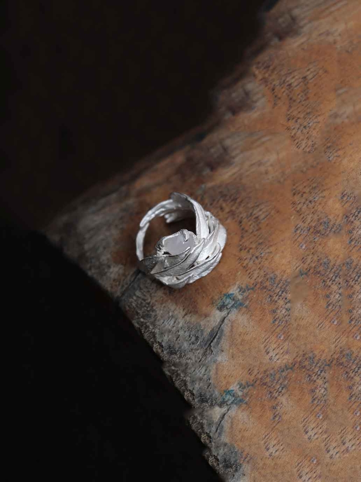 Silver Spring Breeze Willow Ring