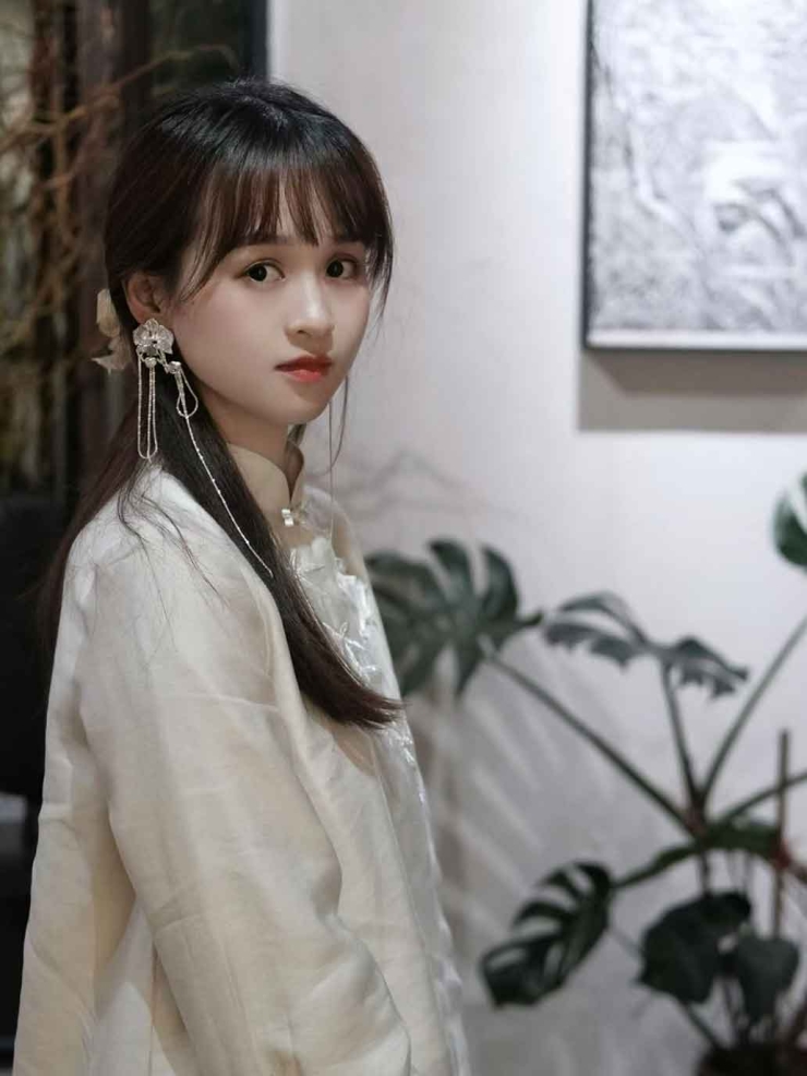 Silver Orchid Cluster Stud Earring-Single