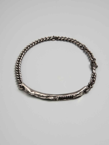 Trace Loop Bracelet
