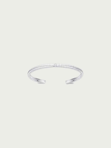 Silver Classic Curved Bracelet