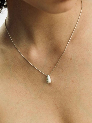 Silver Teardrop Oval Necklace