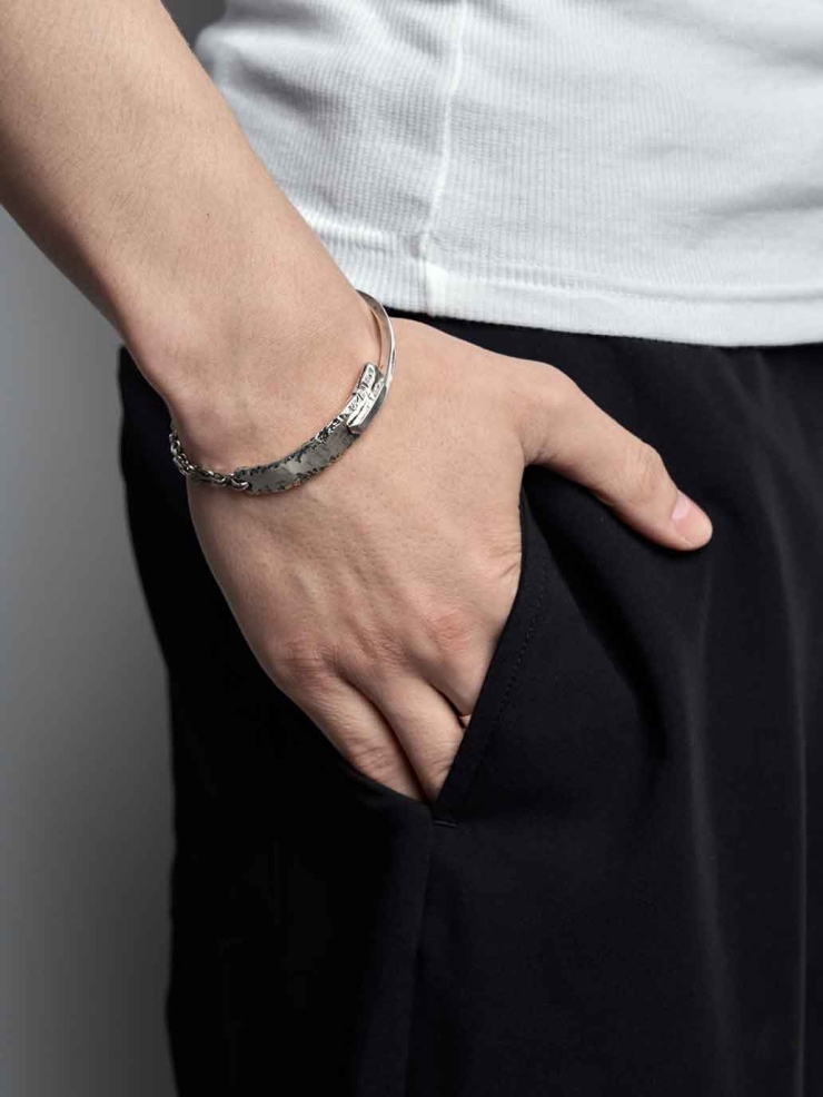 Interwoven Chain Bracelet