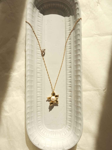 Gold Hydrangea Necklace